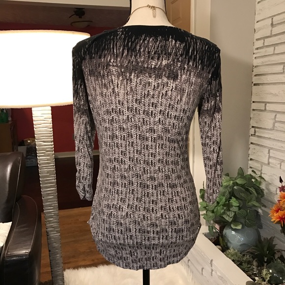 TRADED Rose and Olive rouched top. - Picture 3 of 5